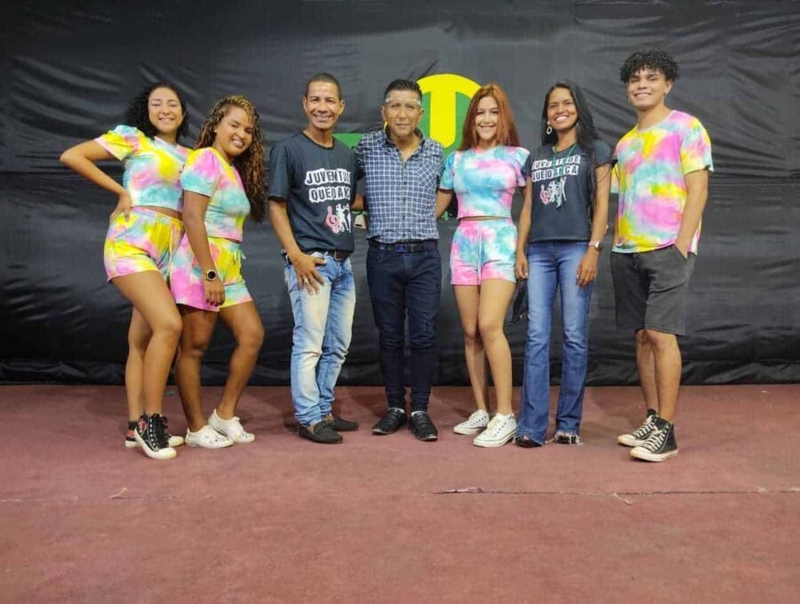 Apresentação na TV Universitária – Bolívia